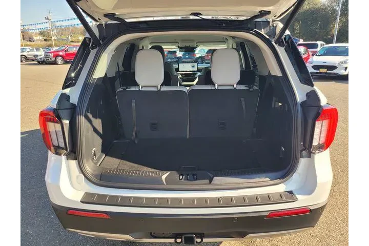 $38776 : Ford Explorer 2025 Active 4d image 8