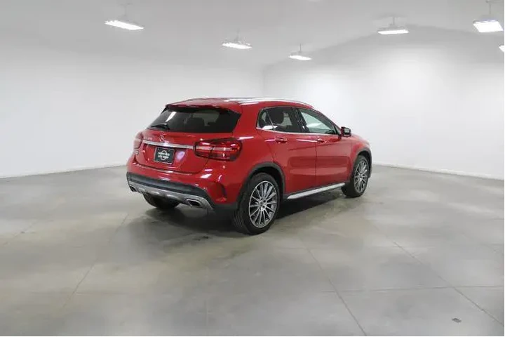 $18468 : Mercedes-Benz GLA 2018 GLA 2 image 9