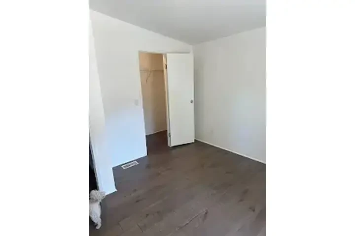 SE RENTA CUARTO 📍 image 7