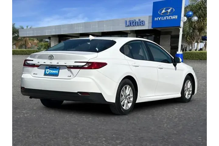 $26399 : Toyota Camry 2025 LE 4dr Sed image 3