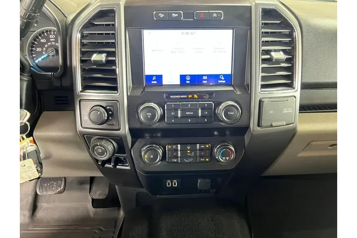 $28500 : Ford F-150 2020 4x4 XL 4dr S image 8