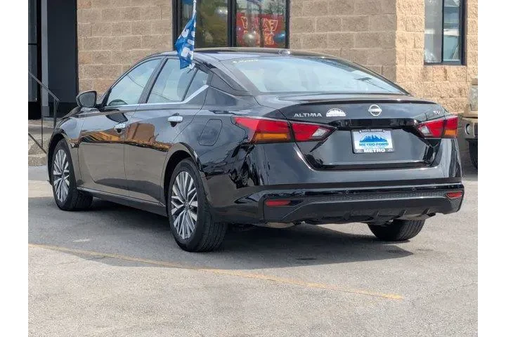 $19800 : Nissan Altima 2024 2.5 SV 4d image 6