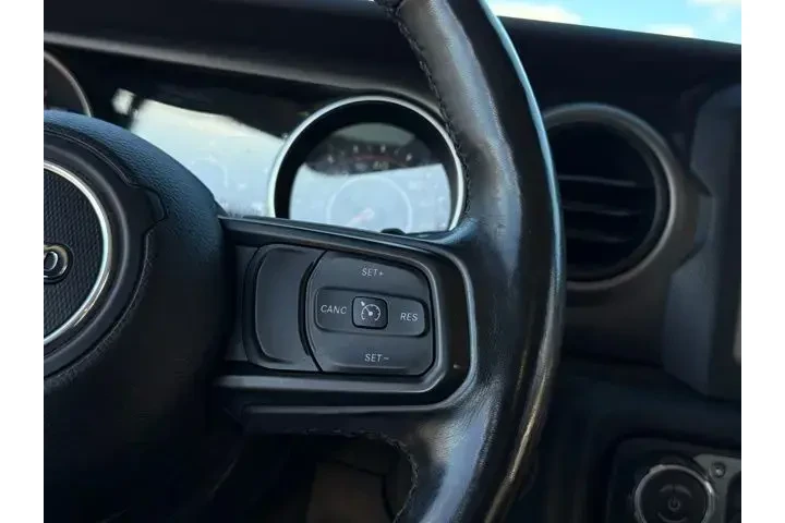 $25000 : Jeep Wrangler Unlimited 2021 image 9