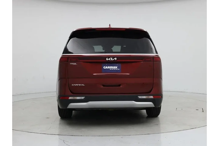$29998 : Kia Carnival 2024 LX 4dr Min image 6
