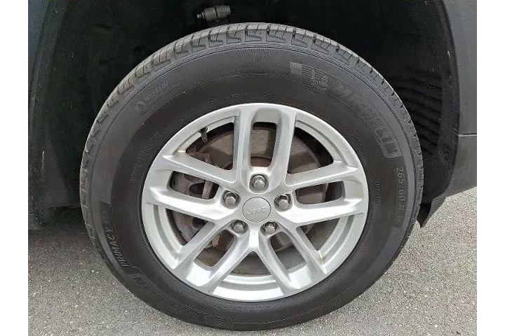 $27639 : Jeep Grand Cherokee L 2023 4 image 5