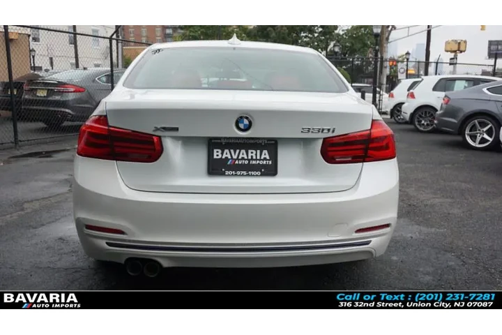 $13495 : 2018 3 Series 330i xDrive Sed image 8