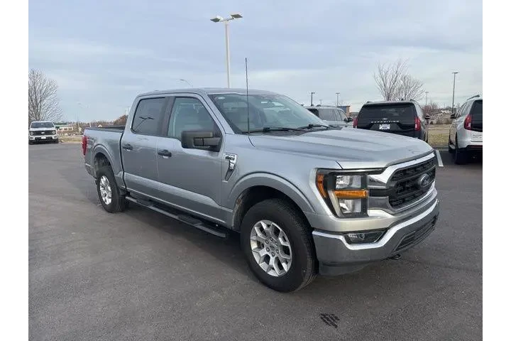 $37000 : Ford F-150 2023 4x4 XL 4dr S image 1