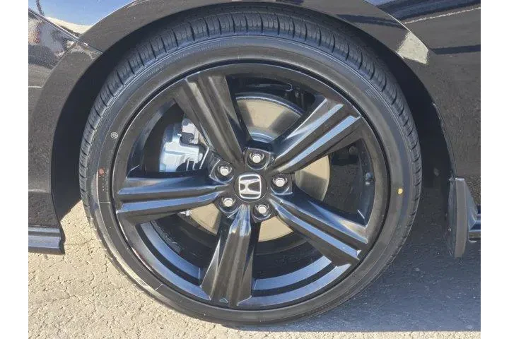 $28991 : Honda Accord Hybrid 2024 Spo image 9