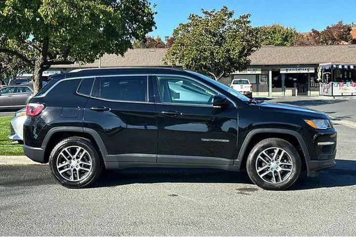 $12540 : Jeep Compass 2018 Latitude 4 image 7