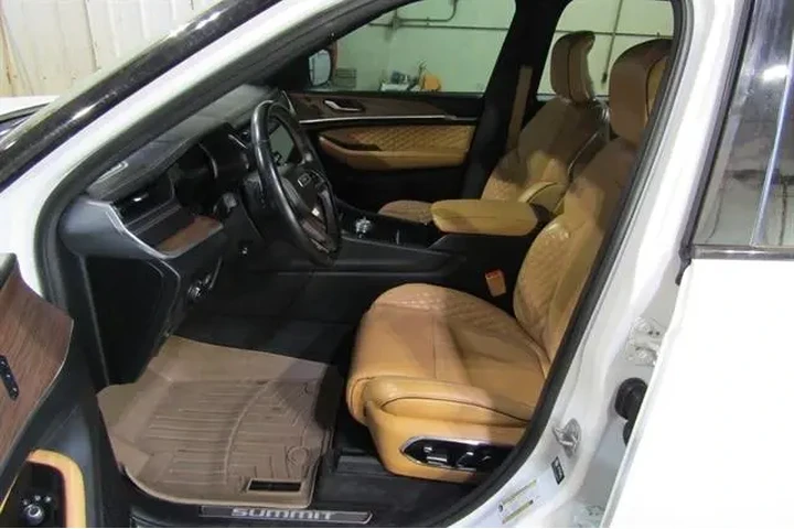 $30950 : Jeep Grand Cherokee 2022 4x4 image 10