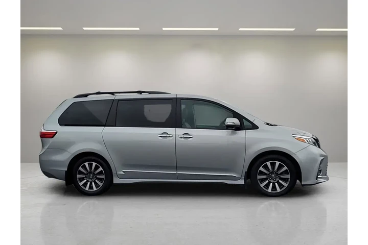 $23148 : Toyota Sienna 2019 XLE 7-Pas image 9