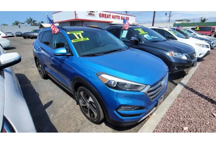 $11995 : 2017 Tucson Limited image 2