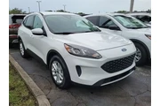 $15990 : Ford Escape 2021 SE 4dr SUV thumbnail