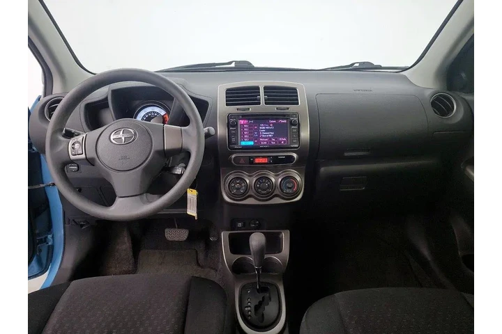 $10998 : Scion xD 2014 Base 4dr Hatch image 9