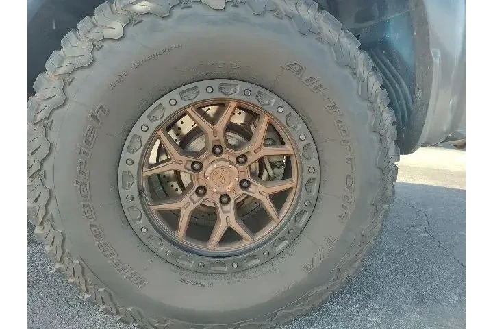 $33999 : Ford F-150 2017 4x4 Raptor 4 image 4