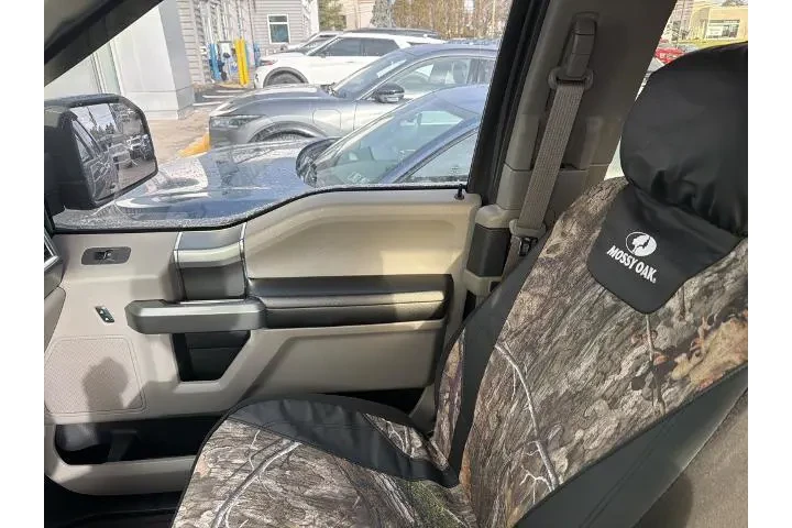 $16757 : Ford F-150 2015 4x4 XLT 4dr image 10