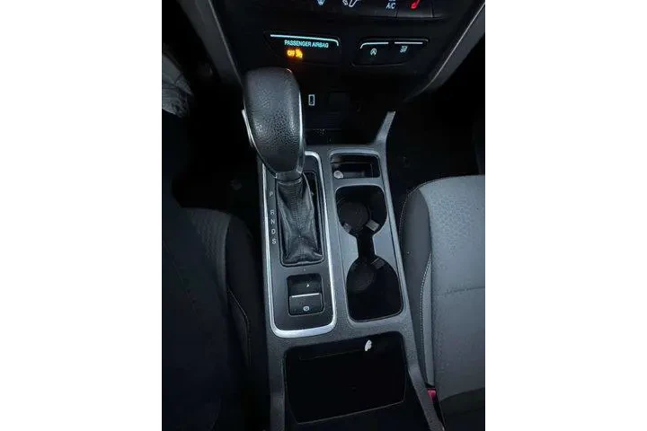 $9495 : Ford Escape 2018 SE 4dr SUV image 9