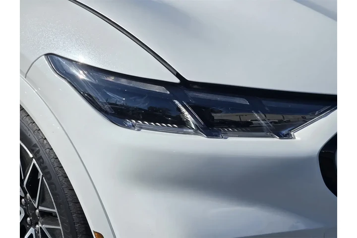 $35992 : Ford Mustang Mach-E 2025 Pre image 9