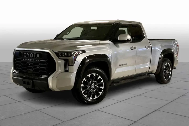 $39891 : Toyota Tundra 2022 4x4 Limit image 2