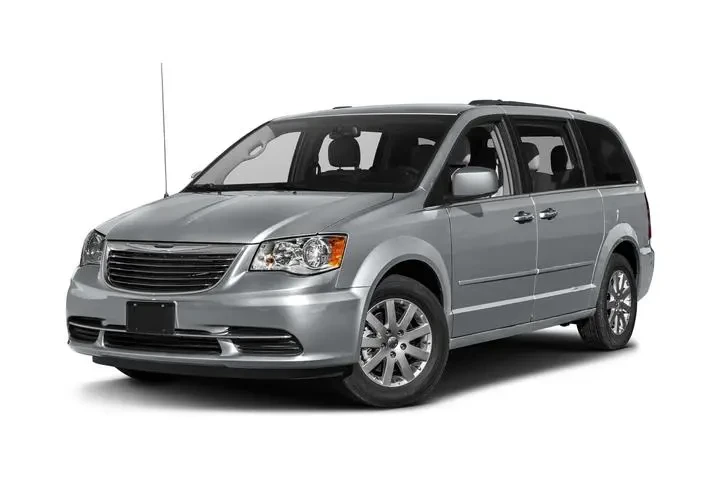 $10751 : Chrysler Town and Country 20 image 1
