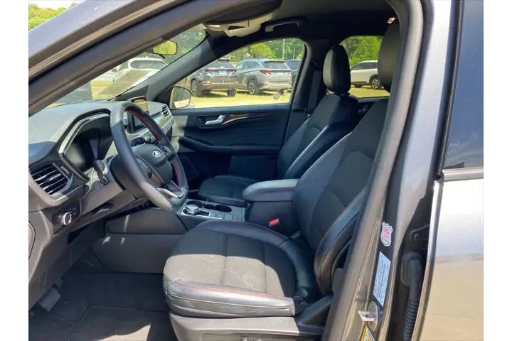 $26120 : Ford Escape 2026 ST-Line 4dr image 9