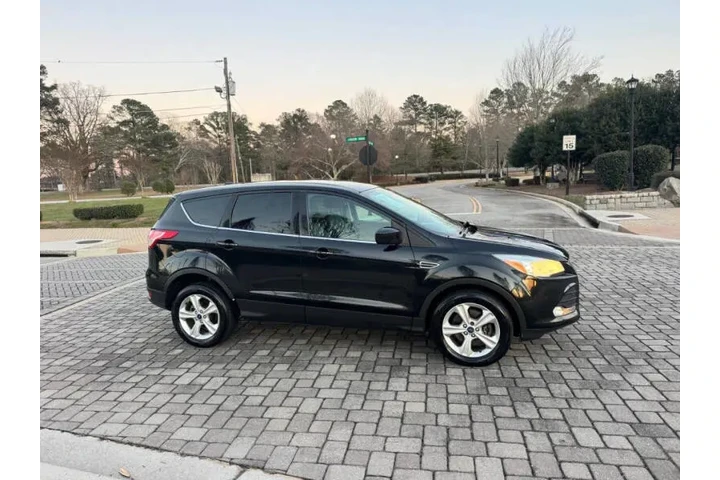 $4000 : 2014 Escape SE image 4
