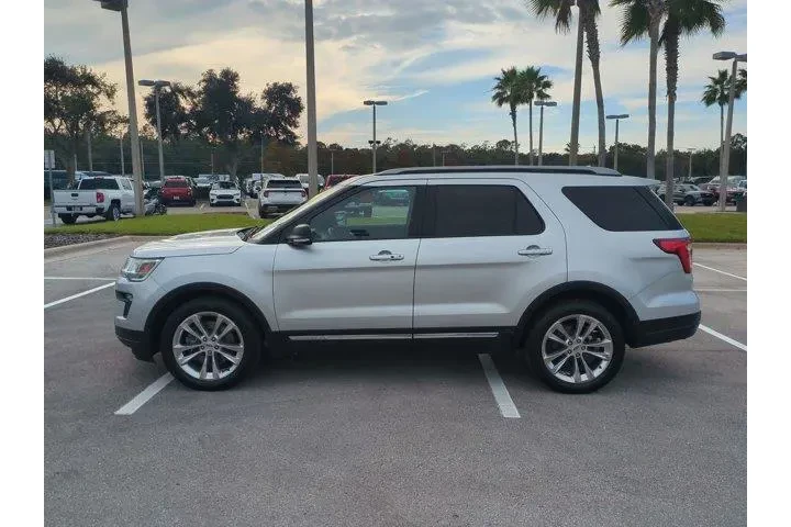 $16990 : Ford Explorer 2019 XLT 4dr S image 7