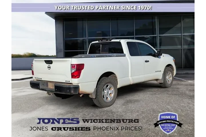 $23995 : Nissan Titan 2021 4x4 S 4dr image 4