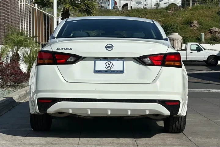 $16900 : Nissan Altima 2021 2.5 S 4dr image 5