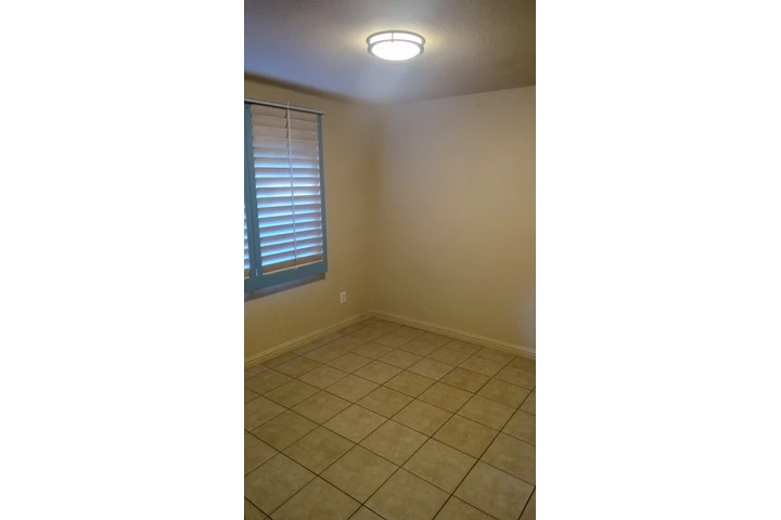 $1200 : Recamara Para 2 Personas Este image 5