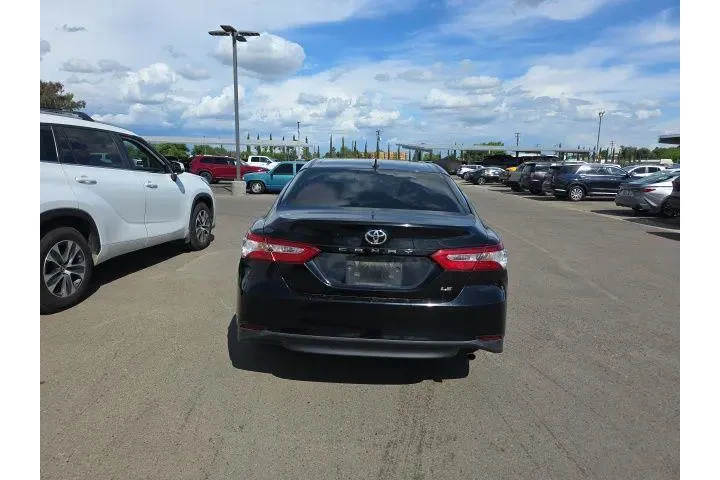 $16900 : Toyota Camry 2020 LE 4dr Sed image 5