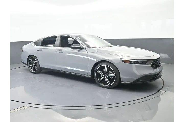 $27000 : Honda Accord Hybrid 2024 Spo image 8