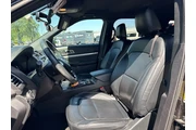 $18995 : Ford Explorer 2019 AWD XLT 4 thumbnail