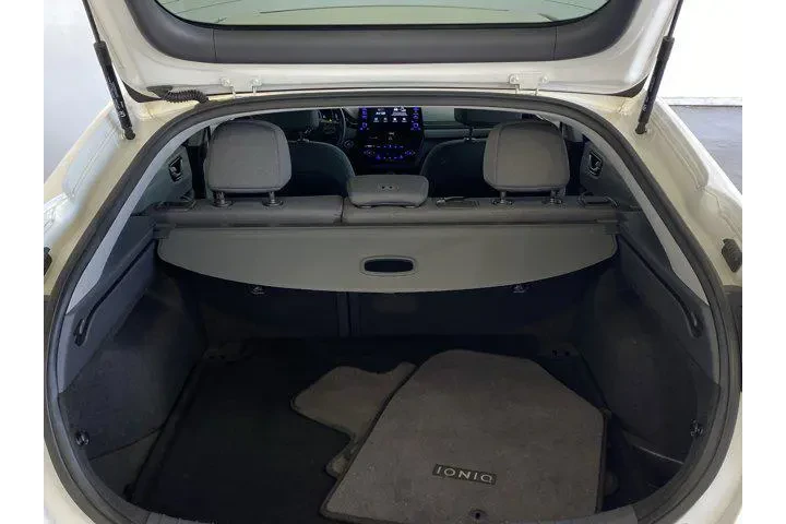 $13991 : Hyundai IONIQ Hybrid 2020 SE image 8