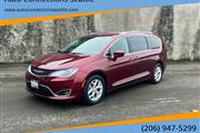 $15988 : 2017 Pacifica Touring-L Plus thumbnail