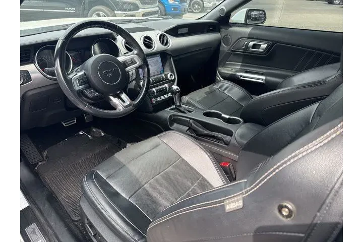 $35996 : Ford Mustang 2019 GT 2dr Fas image 8