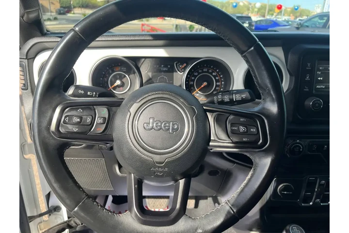 Jeep Wrangler Unlimited 2018 image 9