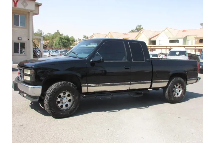 $7995 : 1996 GMC Sierra 1500 SL image 2
