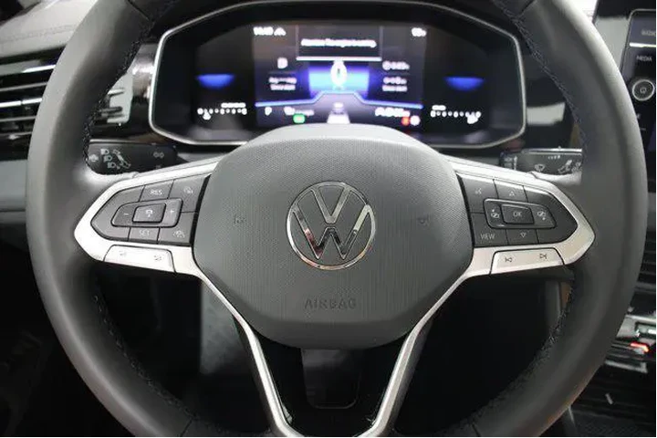 $25993 : Volkswagen Jetta 2025 SE 4dr image 10