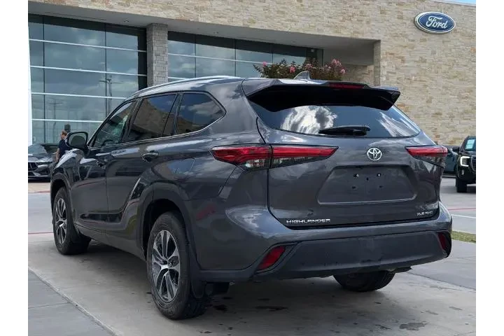 $31995 : Toyota Highlander 2021 AWD X image 9