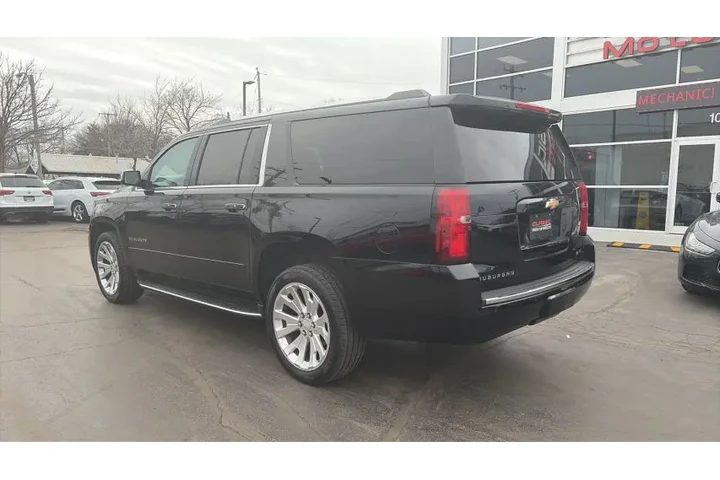 $24995 : 2017 SUBURBAN image 7
