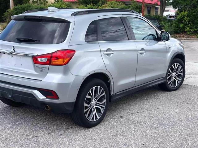 $15990 : 2018 MITSUBISHI OUTLANDER SPO image 7