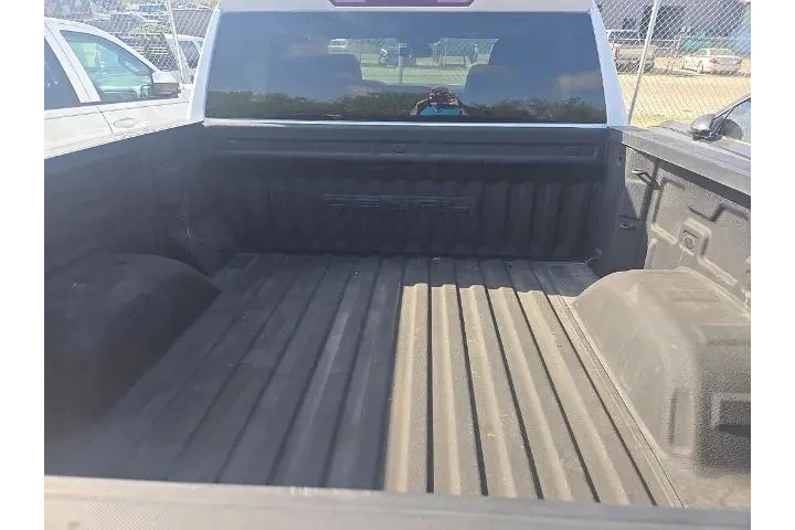 $39910 : GMC Sierra 1500 2025 4x2 SLT image 4