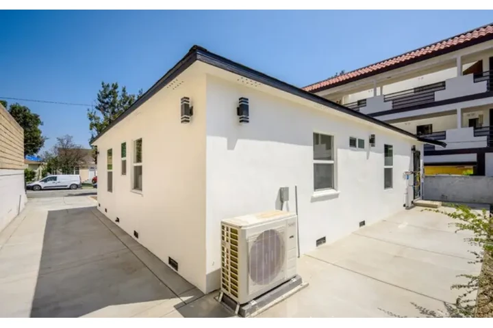 $4000 : 1025 Linden Ave, Glendale, CA image 8