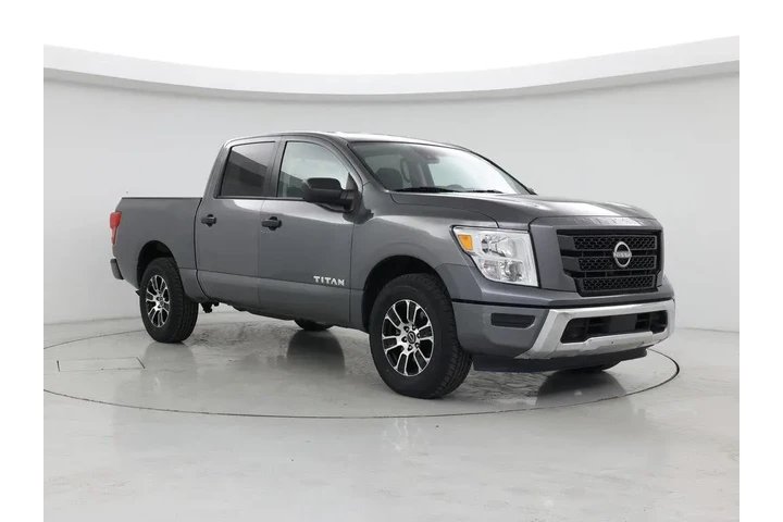 $31998 : Nissan Titan 2023 4x4 S 4dr image 1