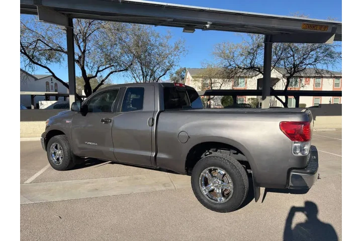 $15995 : 2012 Tundra image 5