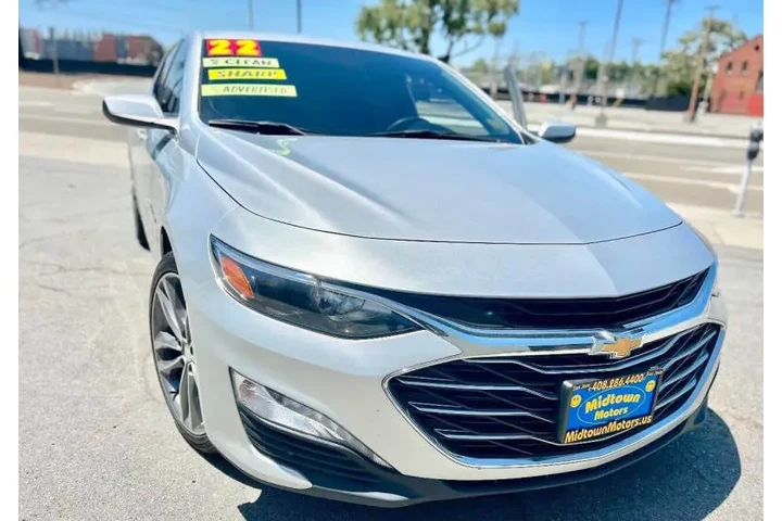 2022 Malibu LT image 1