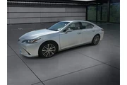 $34688 : Lexus ES 350 2022 4dr Sedan thumbnail