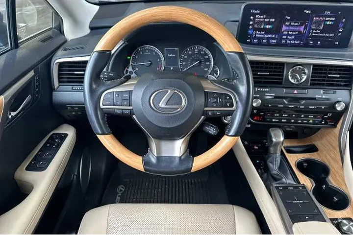 $38792 : Lexus RX 350L 2022 4dr SUV image 10