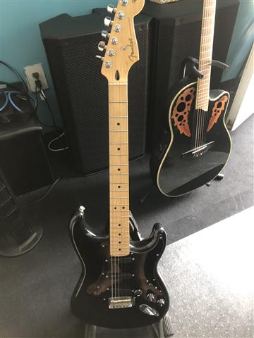 Fender Stratocaster Guitar image 7